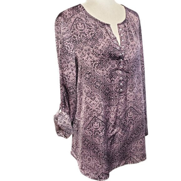 Rock & Republic Women's Tunic Blouse Size Large Roll Tab Sleeve Studed Neckline - Picture 4 of 9